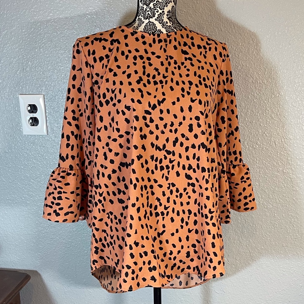 Rust colored ruffle sleeve top- Ces femme